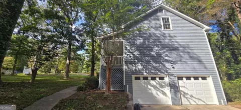 33 Powder Dr, Dallas, GA 30157