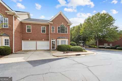 5000 Lexington Dr, Roswell, GA 30075