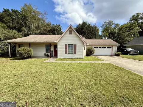 206 Westfield Dr, Warner Robins, GA 31093