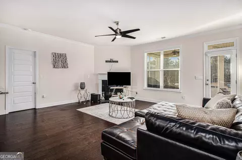 Living - 316 Conley Ave, Hampton, GA 30228 photo 1 of 1