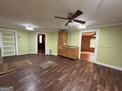 Living - 21 Cary St, Lagrange, GA 30241 photo 2 of 2