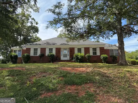 326 Parkway Dr, Thomaston, GA 30286