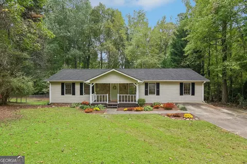 3735 Stonewall Dr NW, Kennesaw, GA 30152