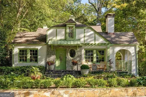 676 Cumberland Cir NE, Atlanta, GA 30306