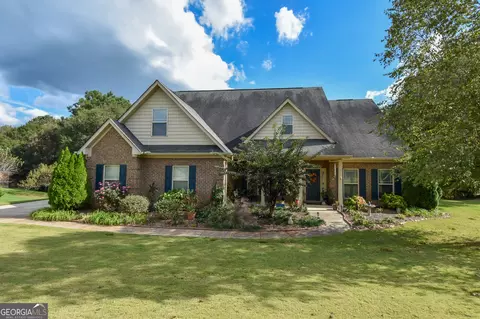 142 Magnolia Trce, Milner, GA 30257