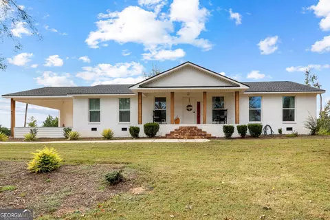 441 Newnan St, Franklin, GA 30217