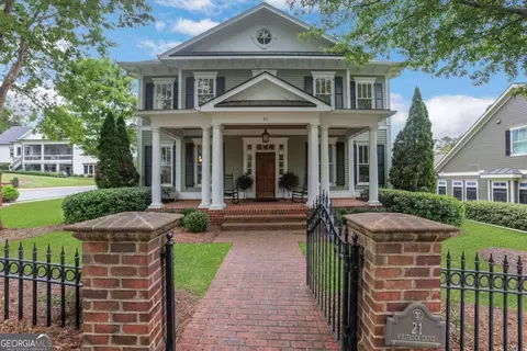 21 Whitlock Dr SW, Marietta, GA 30064