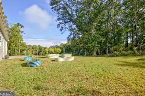 Exterior - 1422 Mooty Bridge Rd, Lagrange, GA 30240 photo 10 of 12