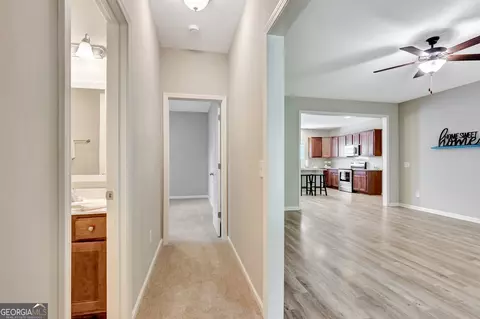 Entry Way - 1422 Mooty Bridge Rd, Lagrange, GA 30240 photo 8 of 8