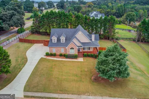39 Legendary Dr, Hoschton, GA 30548