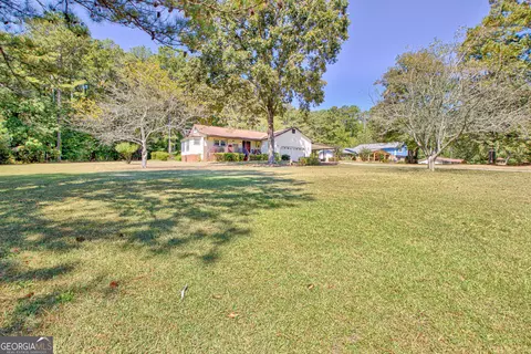210 New Oak Ridge Trl, Fayetteville, GA 30214