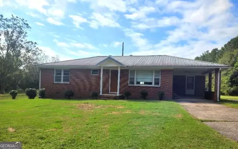 670 Lower Big Springs Rd, Lagrange, GA 30241