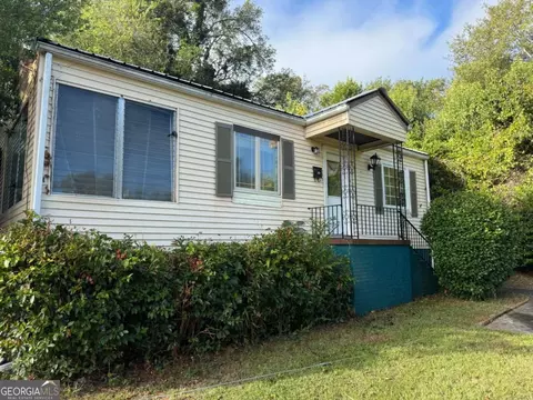 3560 Mckenzie Dr, Macon, GA 31204