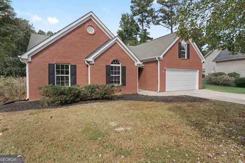 Exterior - 325 Peachtree Cir, Hampton, GA 30228 photo 6 of 6