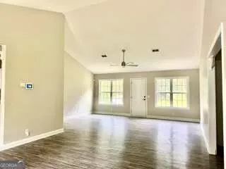Entry Way - 933 Azalea St, Blackshear, GA 31516 photo 1 of 1