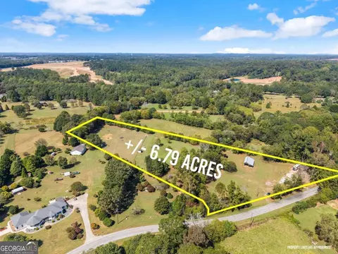 241 Bill Watkins Rd, Hoschton, GA 30548