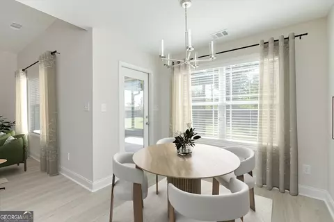 Dining - 128 Rocky Rd, Perry, GA 31069 photo 1 of 1