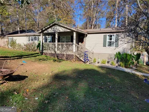 7012 Blueberry Rdg SE, Acworth, GA 30102