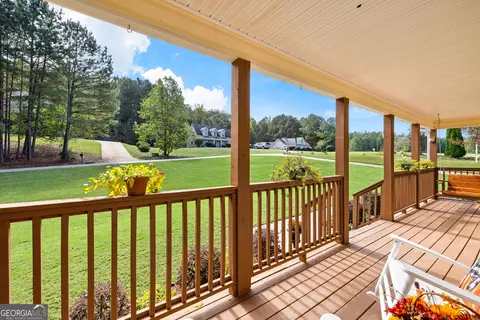 Exterior - 114 Copper Creek Dr, Lagrange, GA 30240 photo 8 of 18