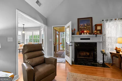 Entry Way - 114 Copper Creek Dr, Lagrange, GA 30240 photo 8 of 8