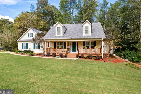 114 Copper Creek Dr, Lagrange, GA 30240