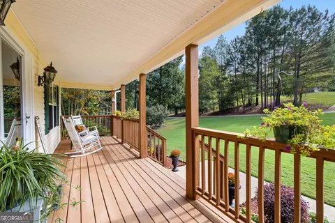 Exterior - 114 Copper Creek Dr, Lagrange, GA 30240 photo 5 of 18