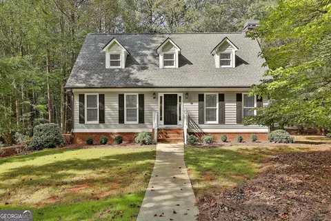 65 Inland Cir, Newnan, GA 30263