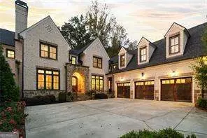 976 Ferncliff Rd NE, Atlanta, GA 30324
