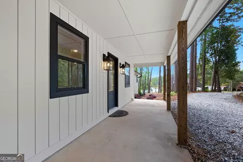 Exterior - 245 Currahee Pl, Toccoa, GA 30577 photo 4 of 11