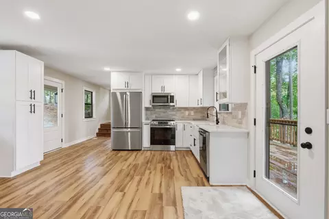 Kitchen - 245 Currahee Pl, Toccoa, GA 30577 photo 3 of 4