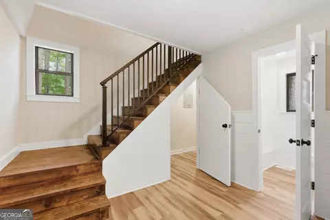 Entry Way - 245 Currahee Pl, Toccoa, GA 30577 photo 3 of 5