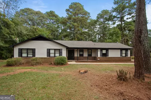 883 Vernon Ferry Rd, Lagrange, GA 30240