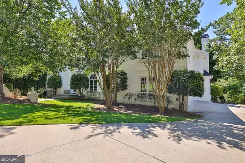 110 Larne Ct, Roswell, GA 30076