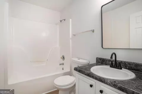 Bath - 80 Capeton Ct, Covington, GA 30016 photo 1 of 3