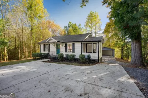 1736 Dickerson Dr SE, Mableton, GA 30126