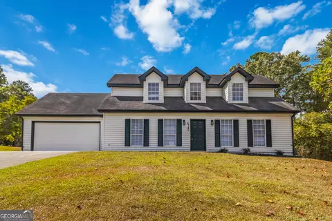 5340 Forest Pl, Stone Mountain, GA 30088