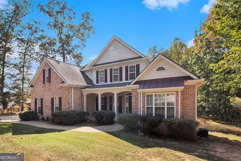 5995 Azalea Ridge Dr, Douglasville, GA 30135