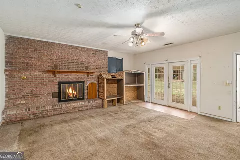 Living - 14908 Brown Bridge Rd, Covington, GA 30016 photo 5 of 5