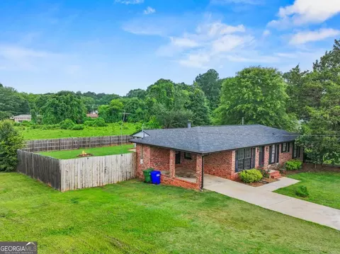 617 Lakeview Dr, Monroe, GA 30656