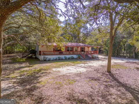 Exterior - 5768 Holly Dr, Blackshear, GA 31516 photo 1 of 5