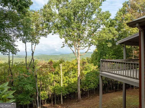 175 Oak Ledge Rd, Morganton, GA 30560