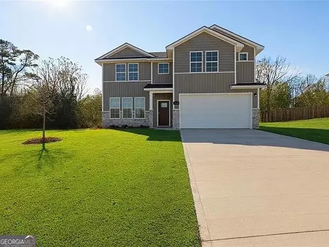 105 Ivy Glen Dr, Perry, GA 31069