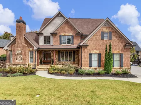 2445 Retreat Point Pkwy, Hoschton, GA 30548