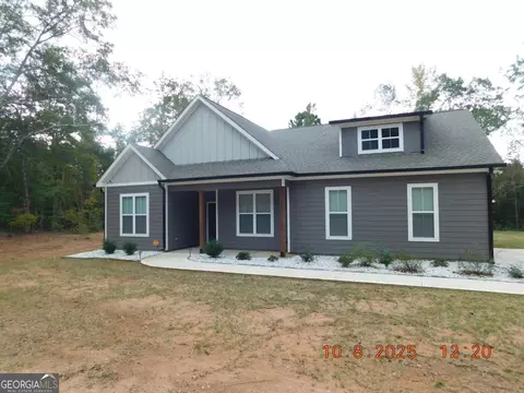 725 Mccollum Rd, Barnesville, GA 30204