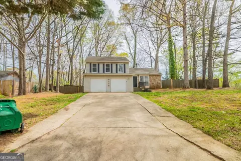 5175 Walker Rd, Stone Mountain, GA 30088