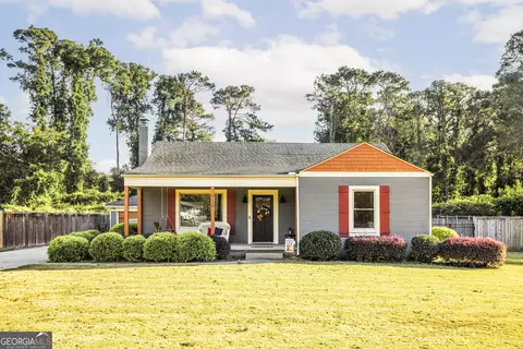 6118 Newton Dr NE, Covington, GA 30014