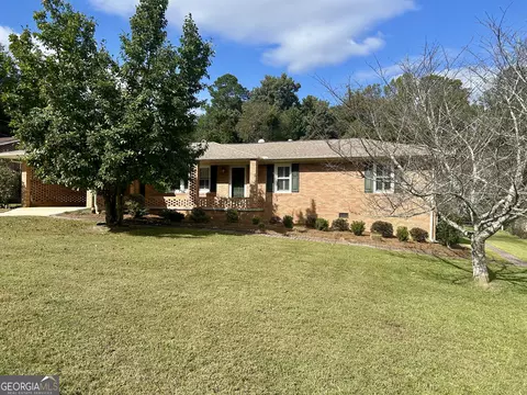 403 Edwards St, Elberton, GA 30635