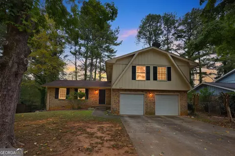 4641 Wendover Dr, Stone Mountain, GA 30083