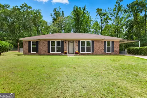 2501 White Chapel Dr, Columbus, GA 31907