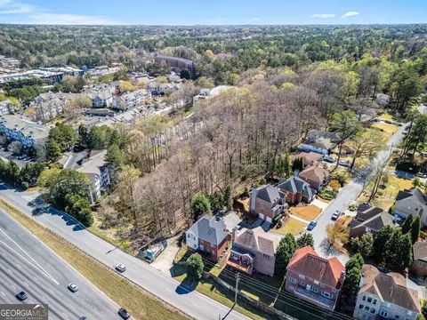 1734 Summit Glen Ln, Atlanta, GA 30329